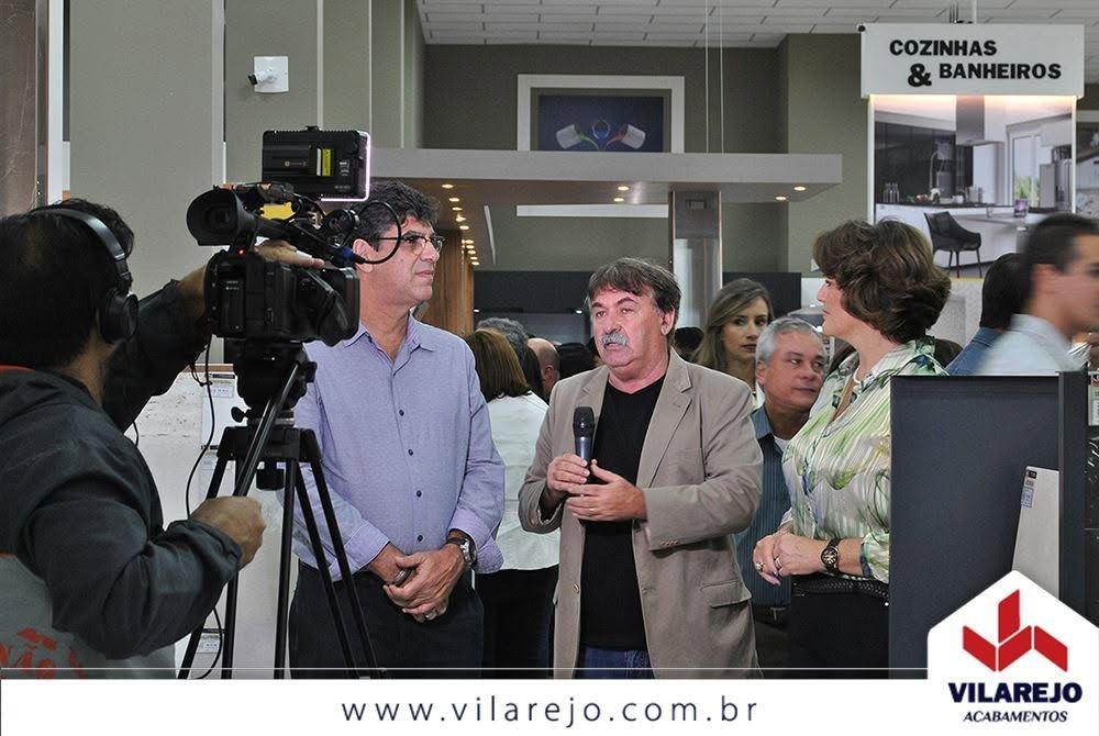 Press and TV coverage at a Vilarejo store opening