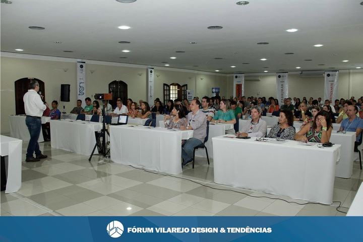 Full auditorium during a talk at the forum